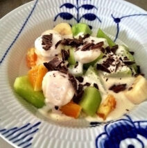Frugtsalat med råcreme