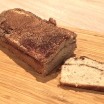 Bananbrød med kanelguf